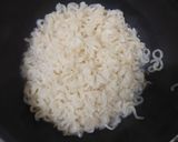 A picture of step 2 of Masala Maggi.