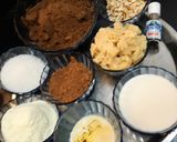 A picture of step 1 of Oreo chocolate balls.
