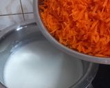 गाजर का खीर (Gaajar Ka Kheer recipe in hindi) रेसिपी चरण 1 फोटो