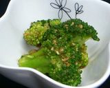 A picture of step 3 of Sesame Dressed Broccoli.