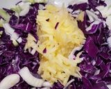 Foto del paso 2 de la receta: Ensalada de lombarda con aliño light y sésamo