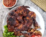 Foto langkah ke 6 dari resep Ayam Bekakak Bumbu Kacang.