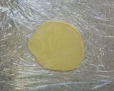 A picture of step 9 of Exquisite Melon Bread.