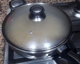 Foto del paso 9 de la receta: Cazuela de boquerones en salsa de tomates negros