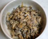 A picture of step 3 of Asari Clam Rice.