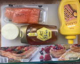 Foto del paso 1 de la receta: Hojaldre de salmón en salsa de mostaza y miel