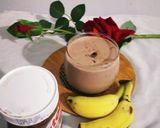 A picture of step 3 of Banana & Nutella Smoothie.