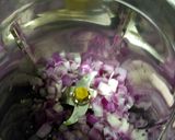 A picture of step 2 of Methi Matar Malai.
