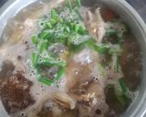 Foto langkah ke 4 dari resep Sop Ceker Ayam.