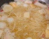 Gambar langkah 3 resipi 👩‍🍳Sup Sayur Bayam Enoki.
