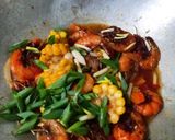 Foto langkah ke 4 dari resep Udang Asam Manis.