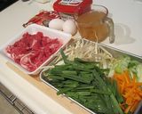 A picture of step 1 of Yyukhoejang Gukbap - Korean soup.