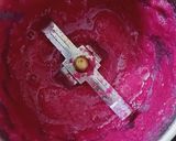A picture of step 1 of Beetroot Tomato rice.