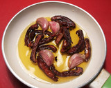 Foto del paso 14 de la receta: Ensalada de pimientos rojos asados, en salsa thai