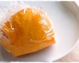 A picture of step 3 of For Charaben (Decorative Bentos): Halloween Ghost Pumpkin.