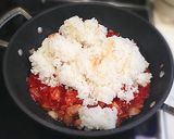 A picture of step 8 of Our Chicken Rice & Omurice.