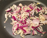 Lencsesaláta csirkemellel recept fázis 4 fotója
