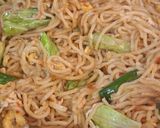 Foto langkah ke 3 dari resep Mi Goreng.