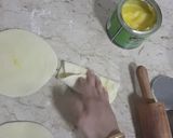 A picture of step 4 of Square paratha.