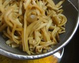 A picture of step 8 of Easy Mushroom Rice that Anyone Can Make.