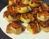 A picture of step 7 of Pizza Pinwheels.