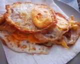 Spenót főzelék krumplival tükör tojással recept fázis 3 fotója