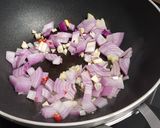 Foto del paso 1 de la receta: Salteado de champiñones y col china