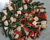 Foto langkah ke 5 dari resep Oseng Kacang Panjang Tempe.