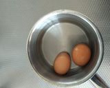 Foto langkah ke 2 dari resep Telor rebus tomat keto.
