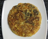 Foto del paso 5 de la receta: Tortilla de espinacas y champiñones