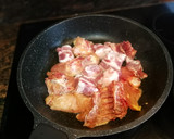 Foto del paso 2 de la receta: Arroz con pollo y costillas de cerdo con guisantes de la huerta