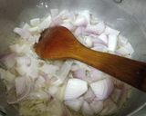 A picture of step 1 of Allu ki bhujiya.