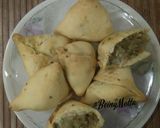 A picture of step 10 of Airfried Aloo Samosas.