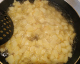 Foto del paso 1 de la receta: Patatas con jamón y bacon