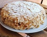 Foto del paso 13 de la receta Bizcocho genovés con crema pastelera y manzana caramelizada al Amaretto