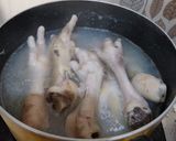 Foto langkah ke 1 dari resep Ceker Masak Kecap.