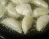 A picture of step 7 of Mawa gujiya.