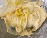 A picture of step 5 of Lemon Drizzle Cake.