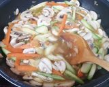 Foto del paso 4 de la receta: Solomillo de pavo con almendras, estilo chino