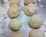 A picture of step 5 of 3-Ingredient Sausage Rolls (without proofing).