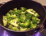 A picture of step 1 of Tuna Brocolli Pasta.