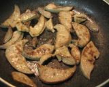 A picture of step 5 of Sweet and Savory Stewed Pork Liver.