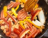 Foto del paso 3 de la receta: Quesadillas de camarón
