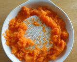 A picture of step 2 of Vitalizing Carrot Jam.