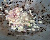 Foto langkah ke 2 dari resep Ikan Sarden Suwir Balado.
