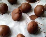 A picture of step 13 of Vickys (like Cadburys) Creme Eggs, Easter Special GF DF EF SF NF.