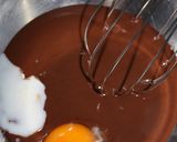 A picture of step 1 of Heavy Cream-free Chocolate Truffles.