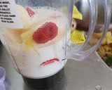 A picture of step 2 of Smoothie.