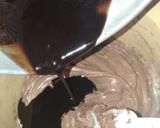 Foto langkah ke 5 dari resep Bolu Coklat Kukus.