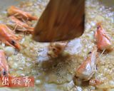 鮮蝦番茄義大利麵。的食譜步驟5照片